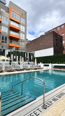 McCarren Hotel & Pool by null