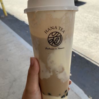Hana Tea - Brown sugar milk tea with brown sugar boba and creamy cake - Bubble Tea Near Me - Honolulu, Hawaii