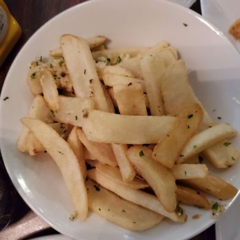 Volcano Union Inn + Pub - Garlic fries - Bed & Breakfast Near Me - Volcano, California