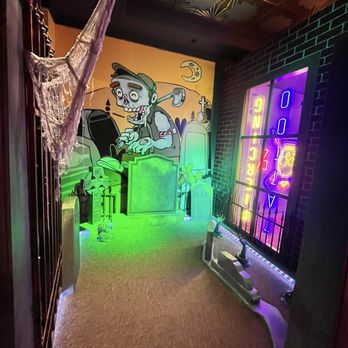 Holey Moley - Mini Golf Near Me - Houston, Texas Holey Moley - Mini Golf Near Me - Houston, Texas