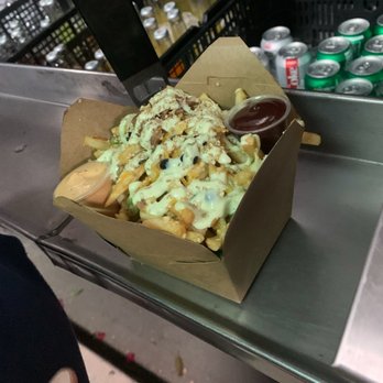 The Fat Queso - Dirty fries with pulled pork. - Food Trucks Near Me The Fat Queso - Dirty fries with pulled pork. - Food Trucks Near Me