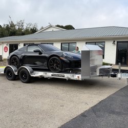 Country Boy Trailers - Aluma car hauler for this customer's Porsche