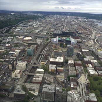 Sky View Observatory - Cloudy but still amazing. I wonder what it's like living in the tip-top of the Smith Tower. - Observatories Near Me - Seattle, Washington Sky View Observatory - Cloudy but still amazing. I wonder what it's like living in the tip-top of the Smith Tower. - Observatories Near Me - Seattle, Washington