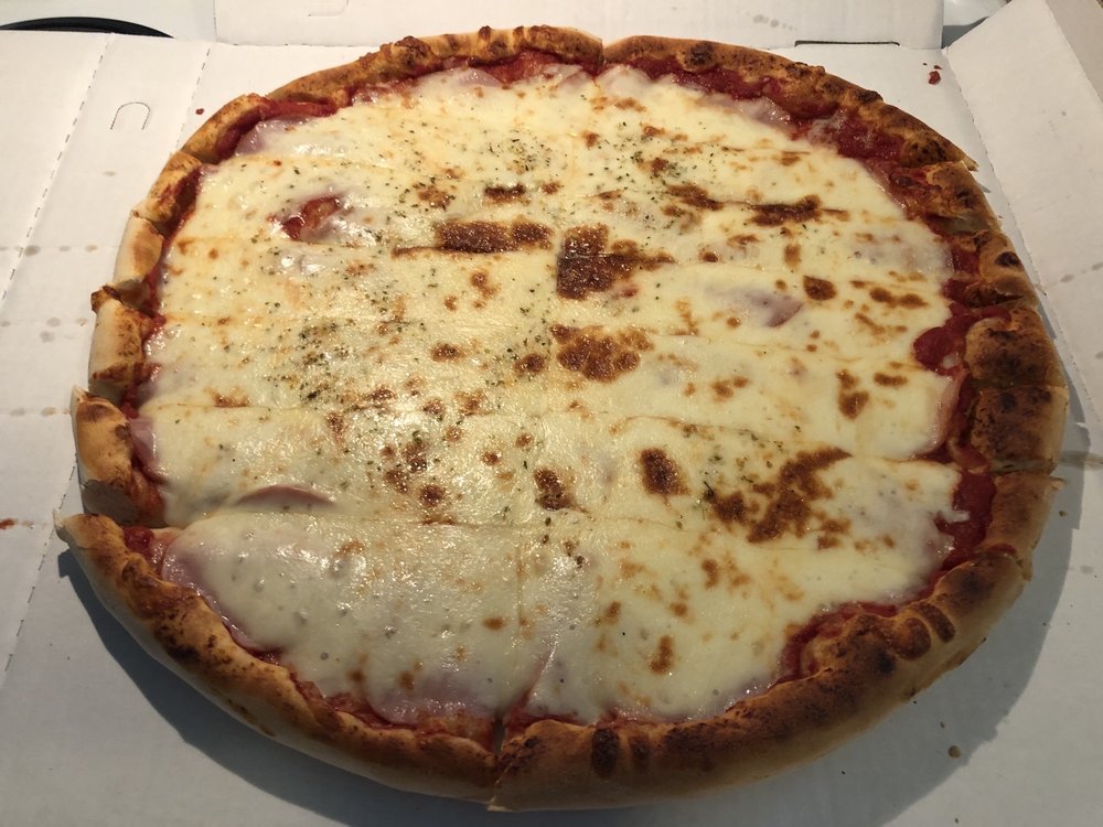 BRADS PIZZA Updated October 2024 107 N Main St, Donahue, Iowa