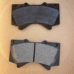 Frank's Mobile Mechanic - Old and new brake pads
