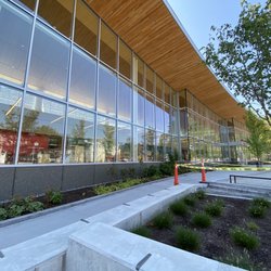 Valente Branch Library - Cool building