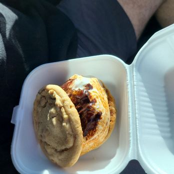 Toasted Mallow - Smore yummmmm - Desserts Near Me - Gilbert, Arizona Toasted Mallow - Smore yummmmm - Desserts Near Me - Gilbert, Arizona