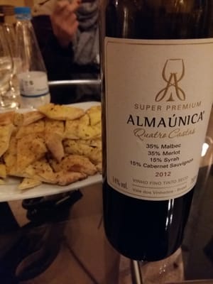 Pizza Entre Vinhos by null