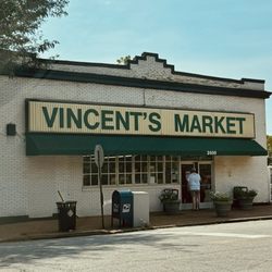 Vincent's 12th Street Market - The facade of this cute little corner store!