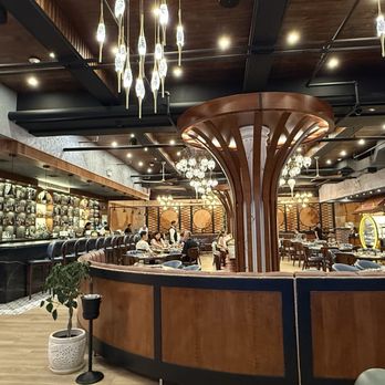 Zara Austin - Mediterranean Near Me - Forest Hills, New York Zara Austin - Mediterranean Near Me - Forest Hills, New York