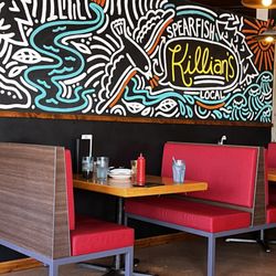 Killian's - Inside vibe...there's also outside seating.