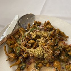 Namaste - Spinach (yes it's fried) light and nice w/sauces