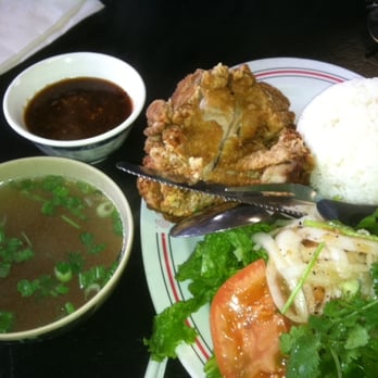 Pho 79 Restaurant - Garlic Chicken Plate - Vietnamese Near Me - Westminster, California Pho 79 Restaurant - Garlic Chicken Plate - Vietnamese Near Me - Westminster, California