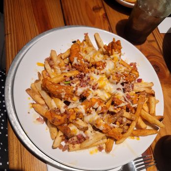 Miller's Ale House - Zinger mountain melt - American Near Me - Orlando, Florida Miller's Ale House - Zinger mountain melt - American Near Me - Orlando, Florida