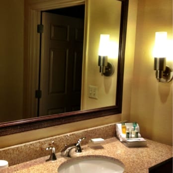 Homewood Suites by Hilton Phoenix-Biltmore - Single King Suite Vanity - Hotels Near Me - Phoenix, Arizona Homewood Suites by Hilton Phoenix-Biltmore - Single King Suite Vanity - Hotels Near Me - Phoenix, Arizona