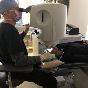 LasikPlus - Dr. Wills doing what he does best! - Optometrists Near Me - Alexandria, Virginia