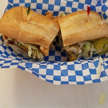 Puffy's Poboys - Shrimp Poboy - Food Trucks Near Me Puffy's Poboys - Shrimp Poboy - Food Trucks Near Me