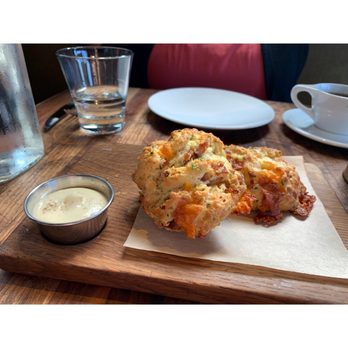 Manhattan Beach Post - Cheddar and bacon buttermilk biscuits - New American Near Me - Manhattan Beach, California