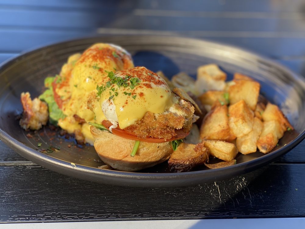 CORK & PIG TAVERN 523 Photos & 398 Reviews American (New) 5224 N