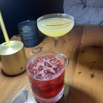 Fattoria E Mare - Black widow and peach esplosione - Italian Near Me - Half Moon Bay, California