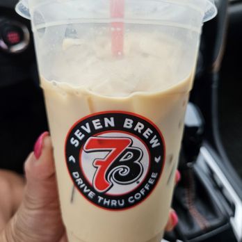 7 Brew Coffee - Creme brulee latte - Coffee & Tea Near Me - Kirkwood, Missouri