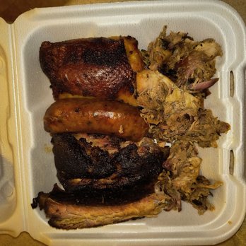Porter's Smokehouse - 4 Meat Combo #2 - Smokehouse Near Me - Dorr , Michigan