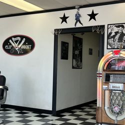 Shawn's Clip Joint