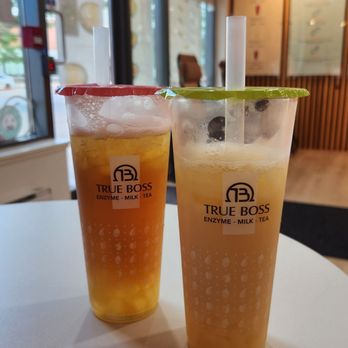 True Boss - Sparkling Apple vinegar, and Plum vinegar yakult - Bubble Tea Near Me - Markham, Ontario True Boss - Sparkling Apple vinegar, and Plum vinegar yakult - Bubble Tea Near Me - Markham, Ontario