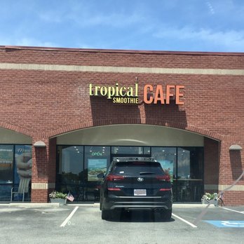 Tropical Smoothie Cafe - Outside of shop - in the tiny strip mall with Crumbl Cookies - Juice Bars & Smoothies Near Me - Southern Shores, North Carolina Tropical Smoothie Cafe - Outside of shop - in the tiny strip mall with Crumbl Cookies - Juice Bars & Smoothies Near Me - Southern Shores, North Carolina