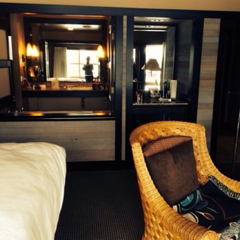 Sun Mountain Lodge - Bathroom from sleeping area. - Resorts Near Me - Winthrop, Washington