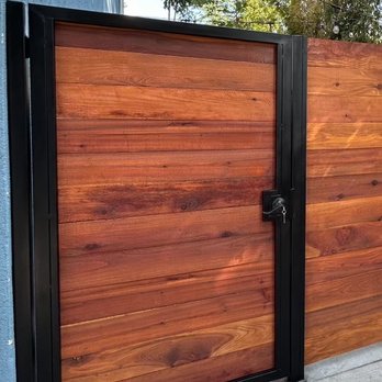 TH Gates & Fences - Back house gate - Fences & Gates Near Me - Los Angeles, California TH Gates & Fences - Back house gate - Fences & Gates Near Me - Los Angeles, California