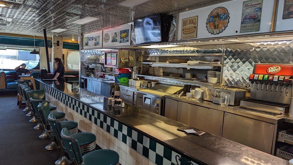 Tom's Burgers & Grill