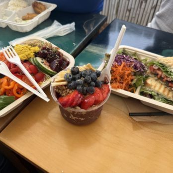 Raised By The Waves - Aloha bowl. Pounders paining. Acai bowl - Cafes Near Me - Kahuku, Hawaii Raised By The Waves - Aloha bowl. Pounders paining. Acai bowl - Cafes Near Me - Kahuku, Hawaii