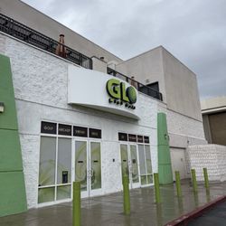 GLO Mini Golf