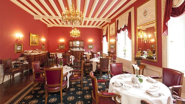 Hotel "Belle Epoque" by null