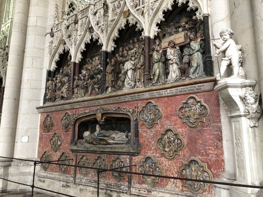 Cathédrale Notre-Dame d'Amiens by null