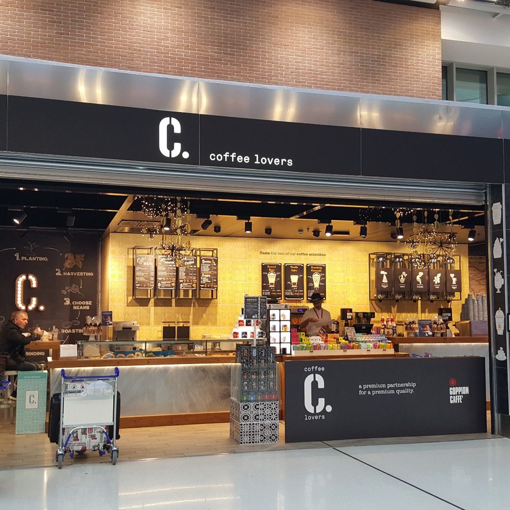 C. Coffee Lovers - Storefront close to the main entrance of the airport (11/23/17). #Venice #Italy #Airports #DrinkPics - Bakeries Near Me - Venezia, VE
