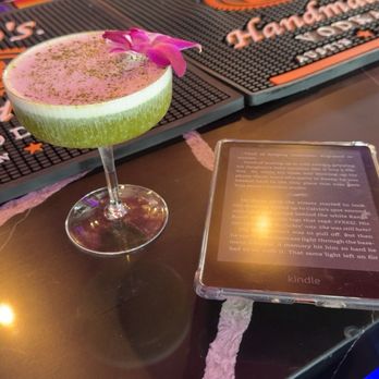 Pinkies Coffee And Cocktails - Matcha Martini - Cocktail Bars Near Me - Dallas, Texas Pinkies Coffee And Cocktails - Matcha Martini - Cocktail Bars Near Me - Dallas, Texas