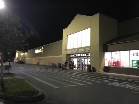 Walmart Supercenter by null