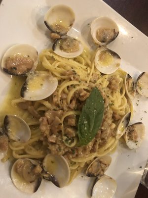 Amoretto Italian Restaurant by null
