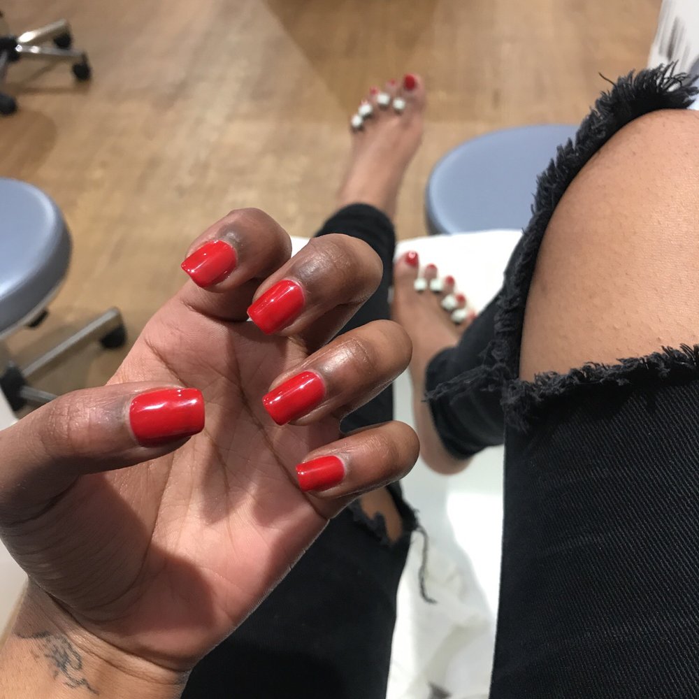MiniLuxe Training Studio - Ask for Alie will be going to Lynnfield once she leaves the training center - Nail Salons Near Me - Boston, Massachusetts