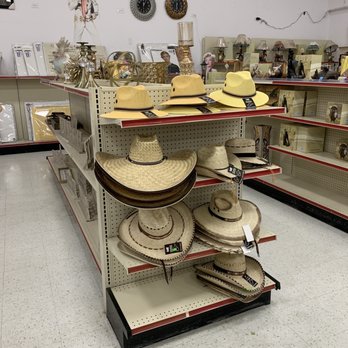 Blackwell's Corner - Decor - Gas Stations Near Me - Lost Hills, California