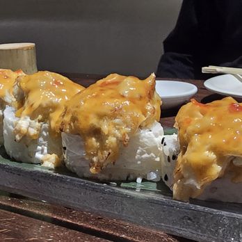 Kanpai - K-5 roll - Sushi Bars Near Me - Santa Monica, California