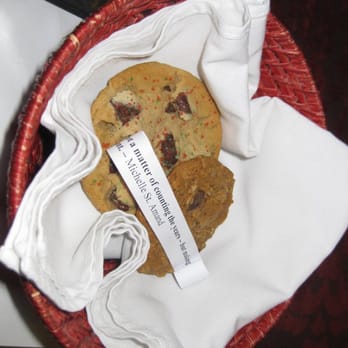 Barclay House - Cookies & Champagne on arrival - Hotels Near Me - Vancouver, British Columbia