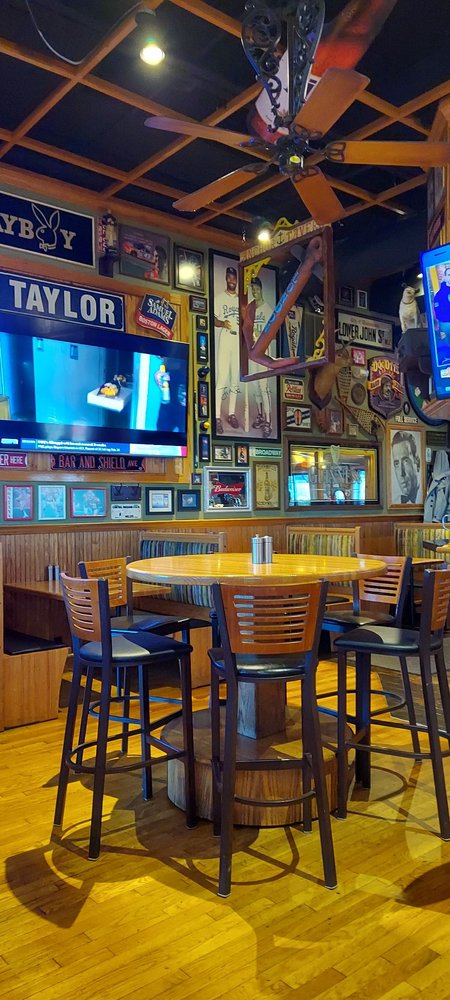 54th Street Scratch Grill & Bar