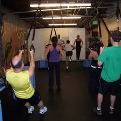 Bonza Bodies Goal Based Training Studio - The serius strap is a tool that helps people use their own body weight to prevent bulky slow muscles - a great fatburning tool!