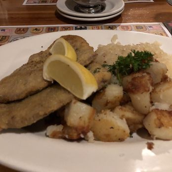 Laschet's Inn - Wiener Schnitzel - German Near Me - Chicago, Illinois Laschet's Inn - Wiener Schnitzel - German Near Me - Chicago, Illinois