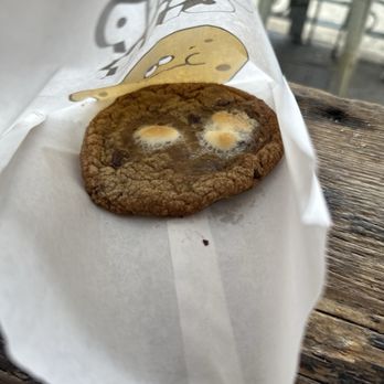 Chip City - Thin s'mores - Bakeries Near Me - Astoria, New York