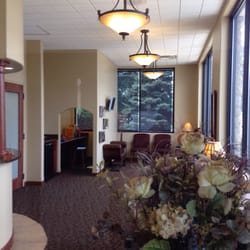 Toth Andrew G DDS - Waiting area