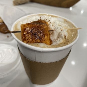 Happy Monday Coffee - Loop - Coffee & Tea Near Me - Chicago, Illinois